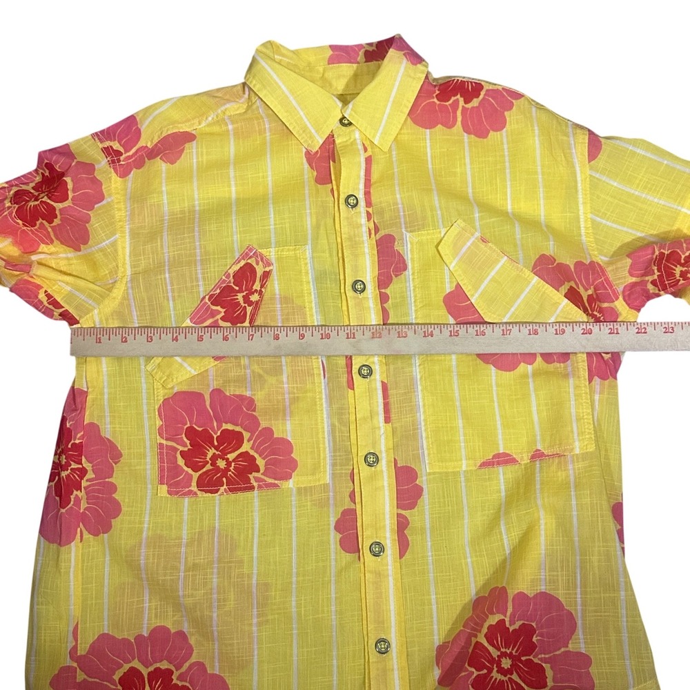 We The Free Shirt NWT women's XS Yellow Pink Hidden Flower Camo Oversized Button - Picture 6 of 12
